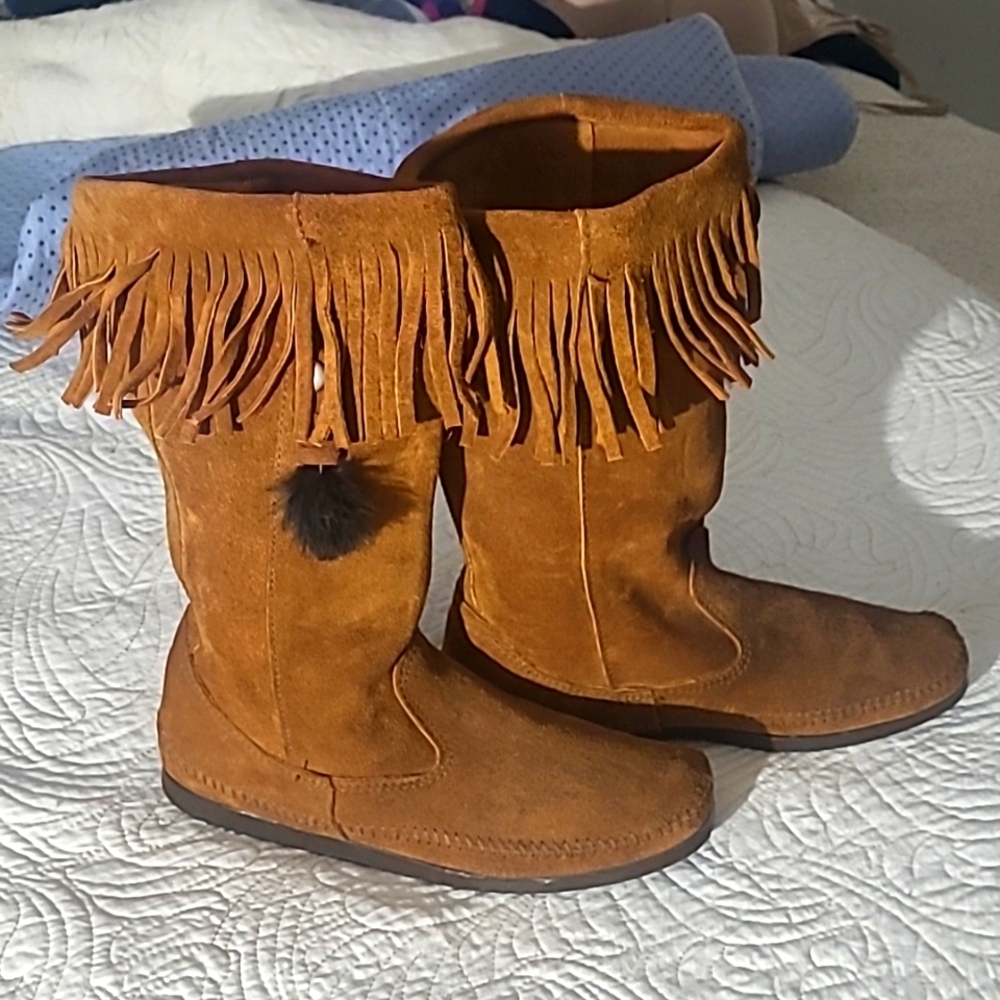 Minnetonka  calf high boots